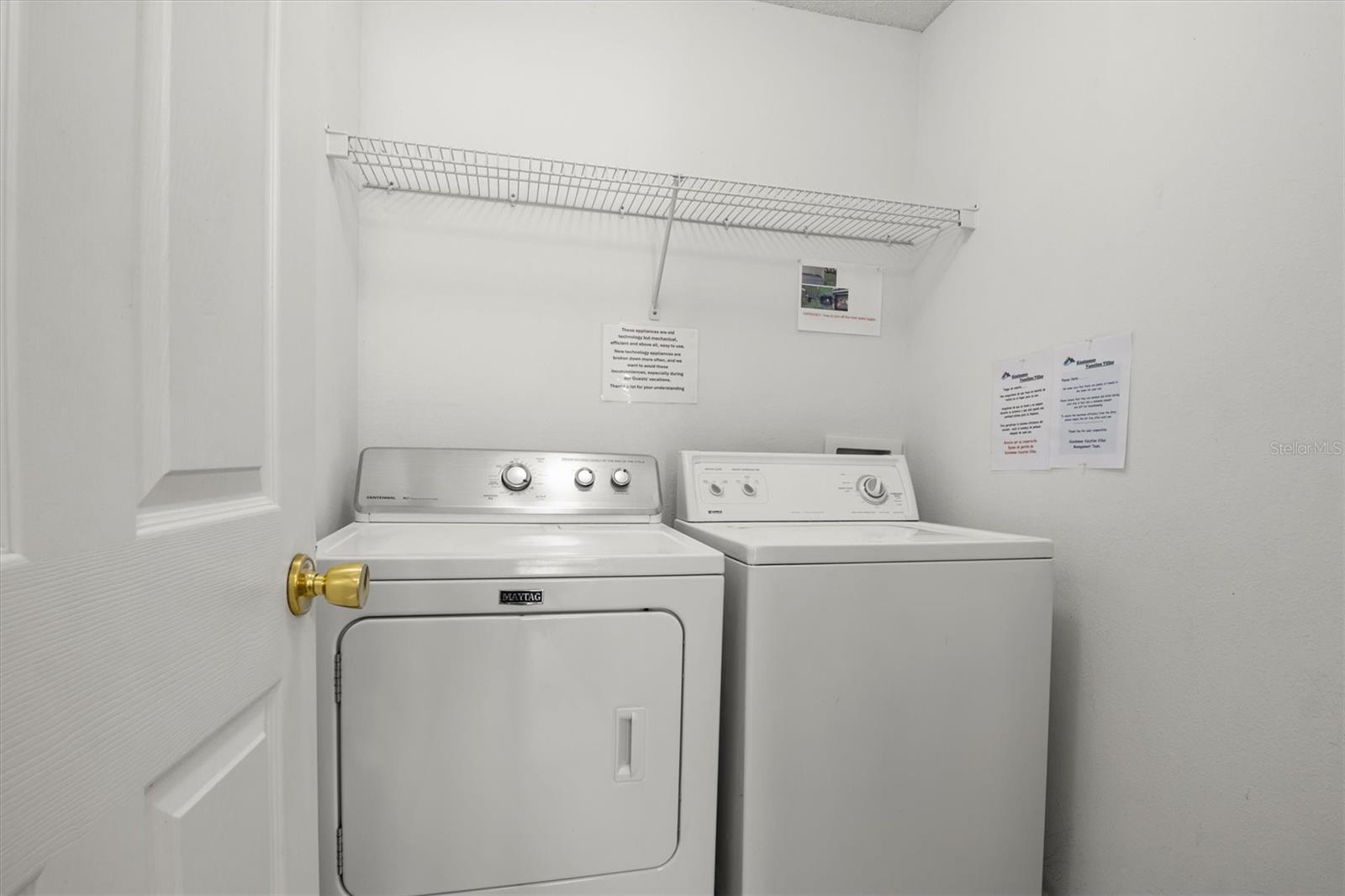 936 LAKE BERKLEY DR, KISSIMMEE, FL, 34746