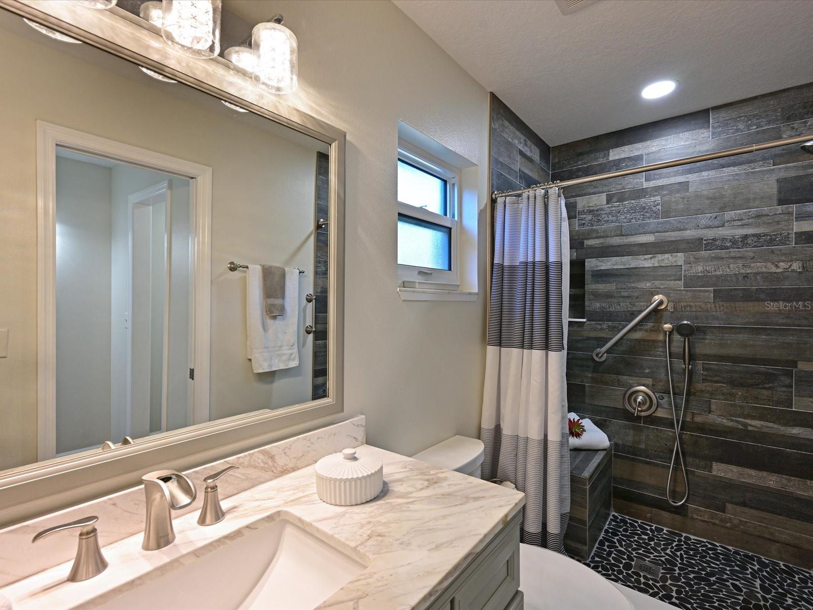 2538 FLOYD ST, SARASOTA, FL, 34239