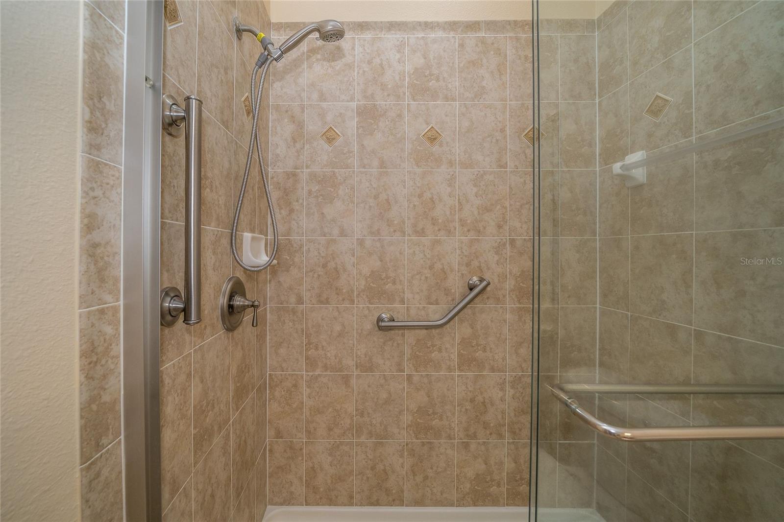 4235 ANGELICA LOOP, WESLEY CHAPEL, FL, 33543