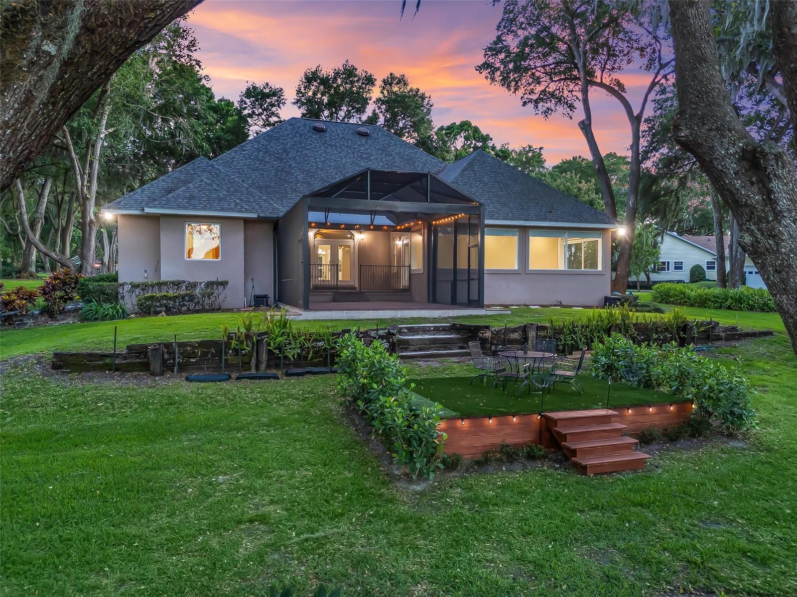 2010 OTTERS POND RD, FRUITLAND PARK, FL, 34731