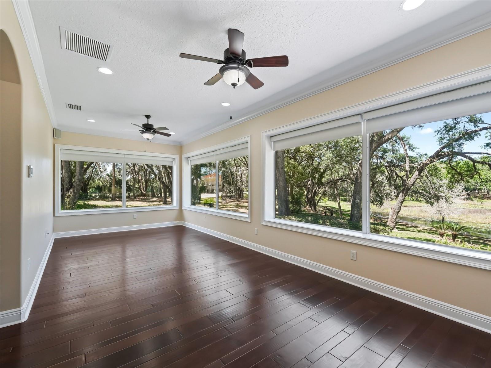 2010 OTTERS POND RD, FRUITLAND PARK, FL, 34731