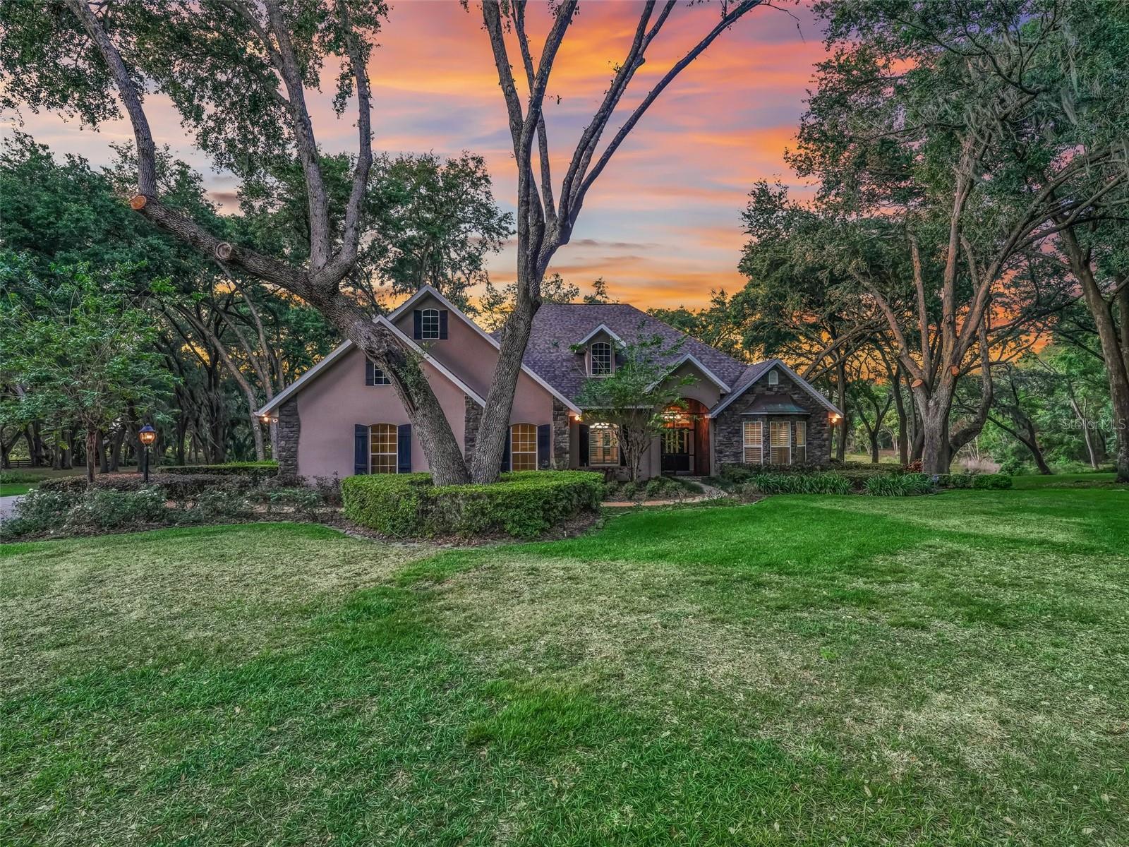 2010 OTTERS POND RD, FRUITLAND PARK, FL, 34731