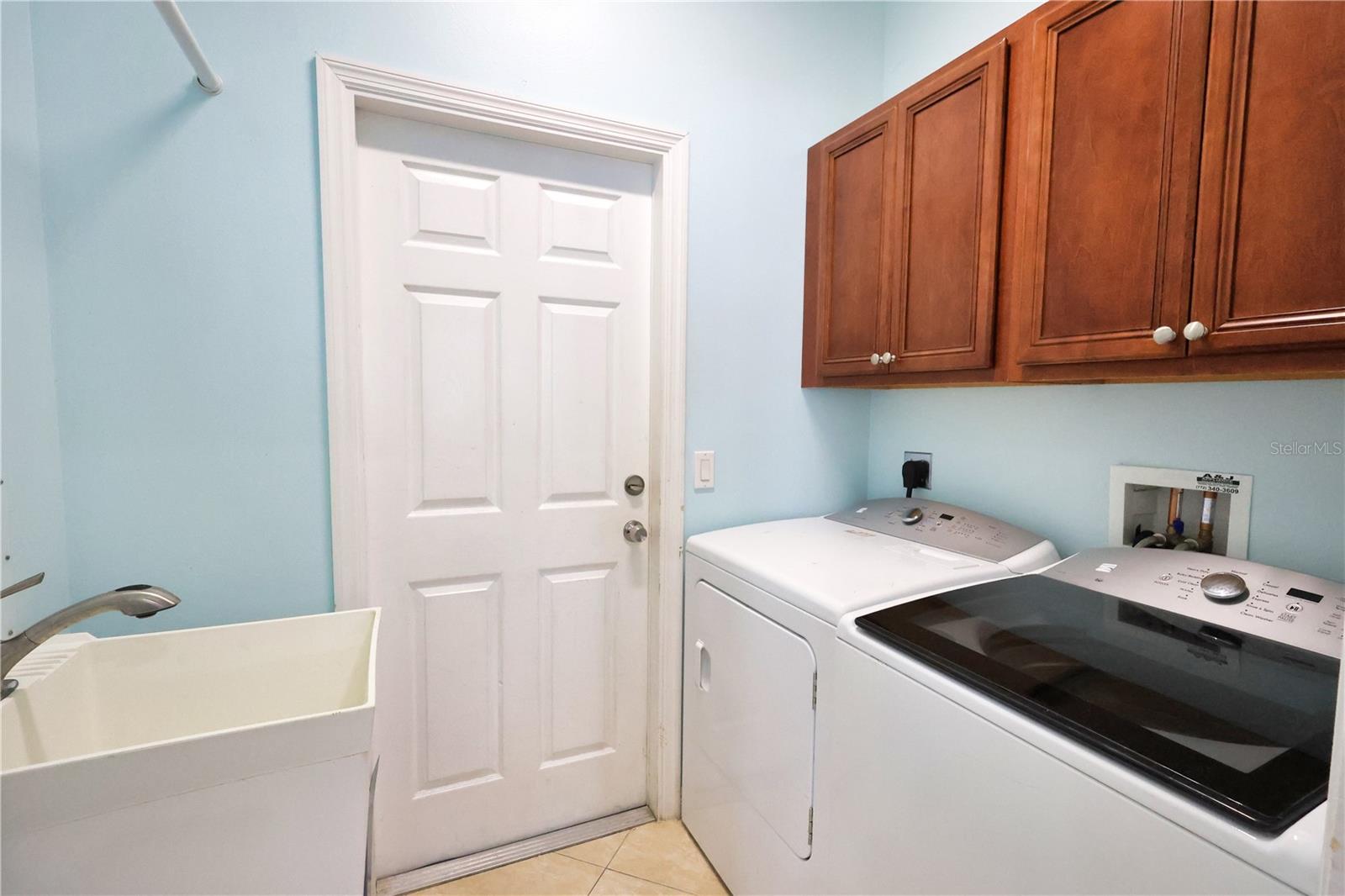 5806 NW ROSE PETAL CT, PORT ST LUCIE, FL, 34986