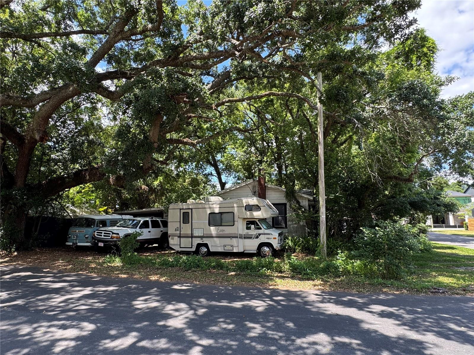 2520 RAEHN ST, ORLANDO, FL, 32806