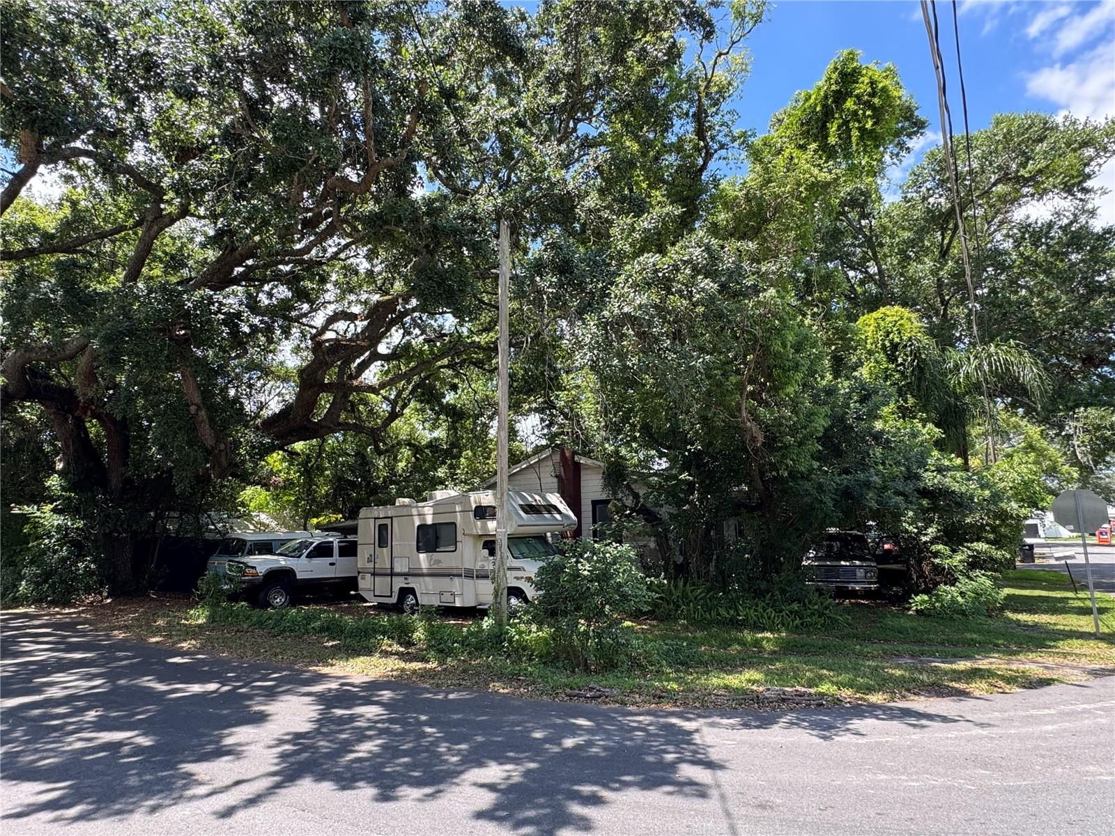 2520 RAEHN ST, ORLANDO, FL, 32806