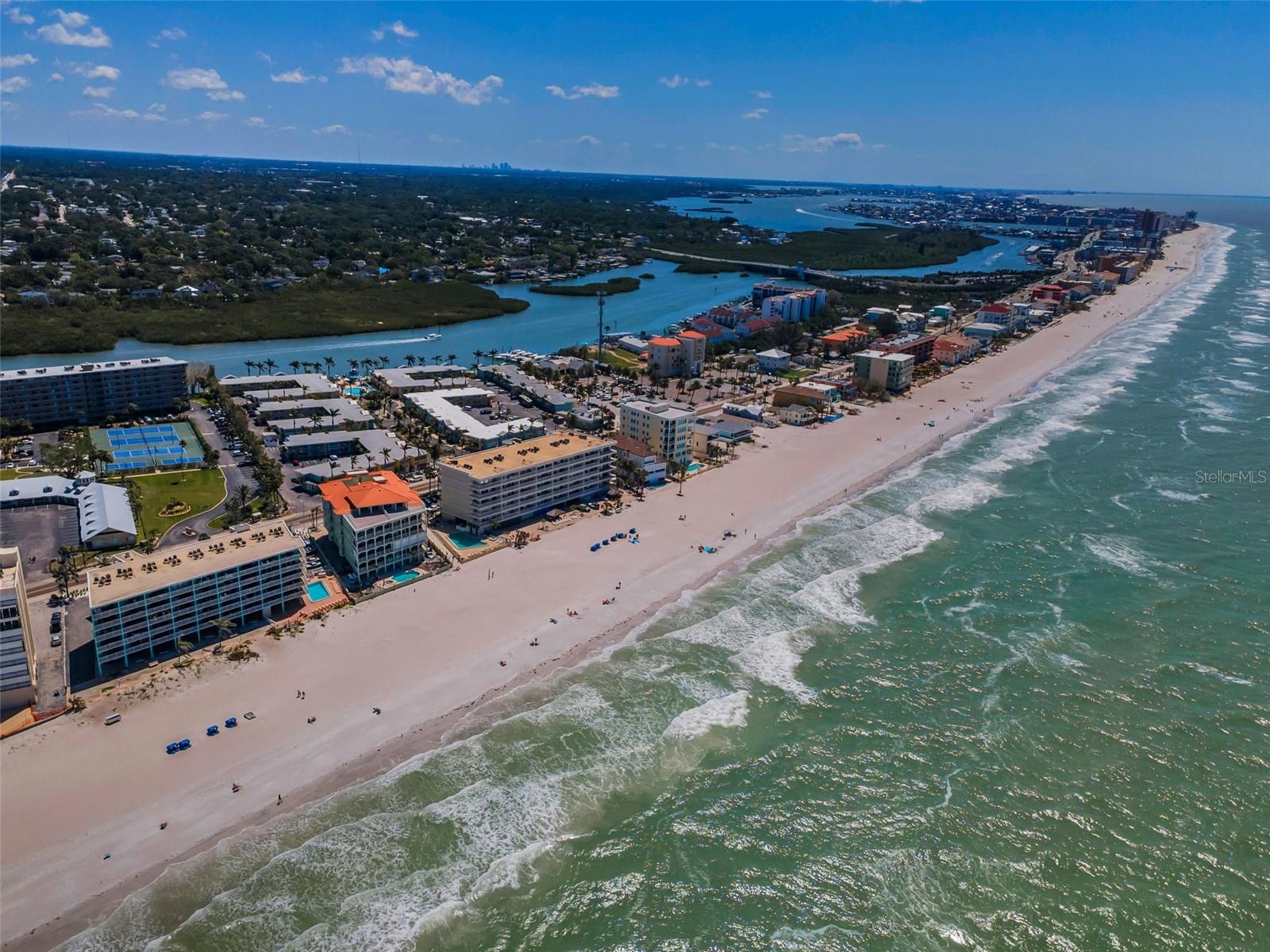 19440 GULF BLVD #306, INDIAN SHORES, FL, 33785