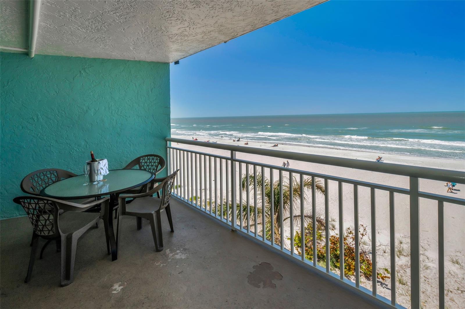 19440 GULF BLVD #306, INDIAN SHORES, FL, 33785