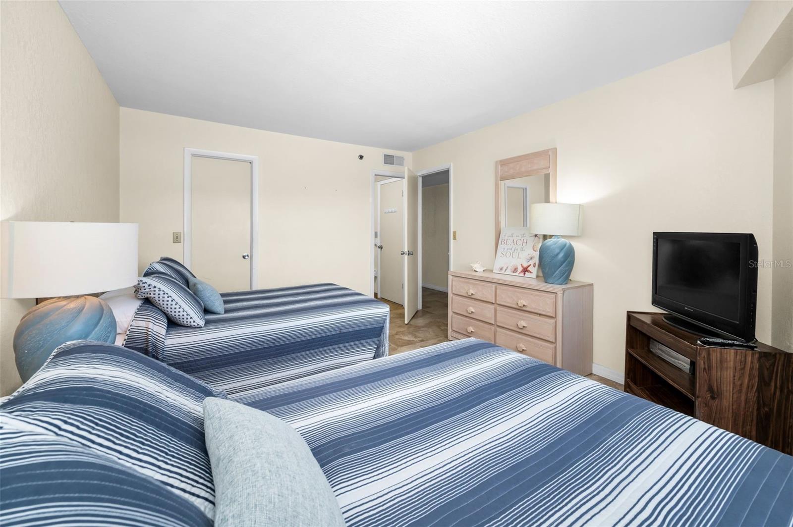 19440 GULF BLVD #306, INDIAN SHORES, FL, 33785