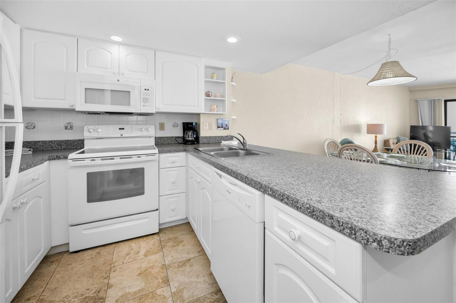 19440 GULF BLVD #306, INDIAN SHORES, FL, 33785