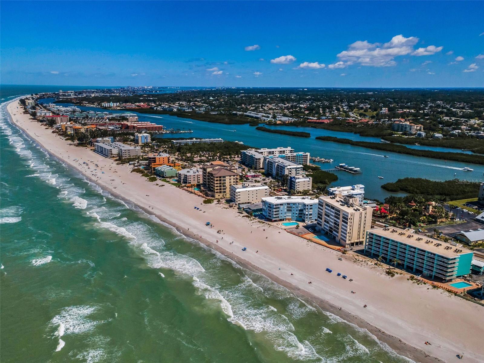 19440 GULF BLVD #306, INDIAN SHORES, FL, 33785