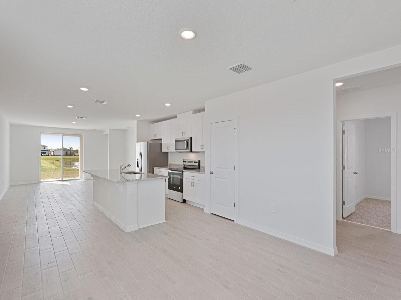 149 WHITELAND BND, NOKOMIS, FL, 34275