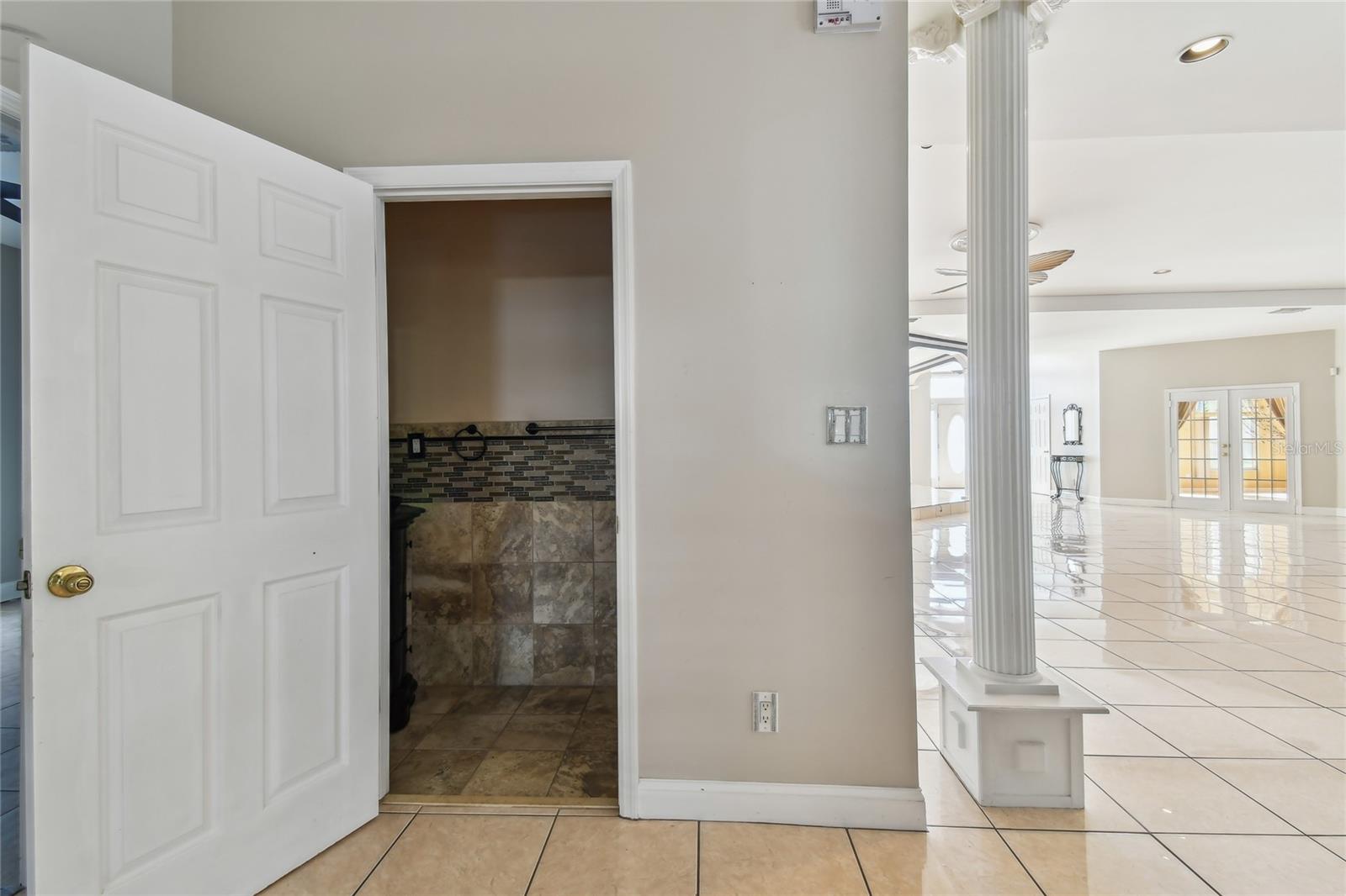 284 PENINSULA AVE, TARPON SPRINGS, FL, 34689