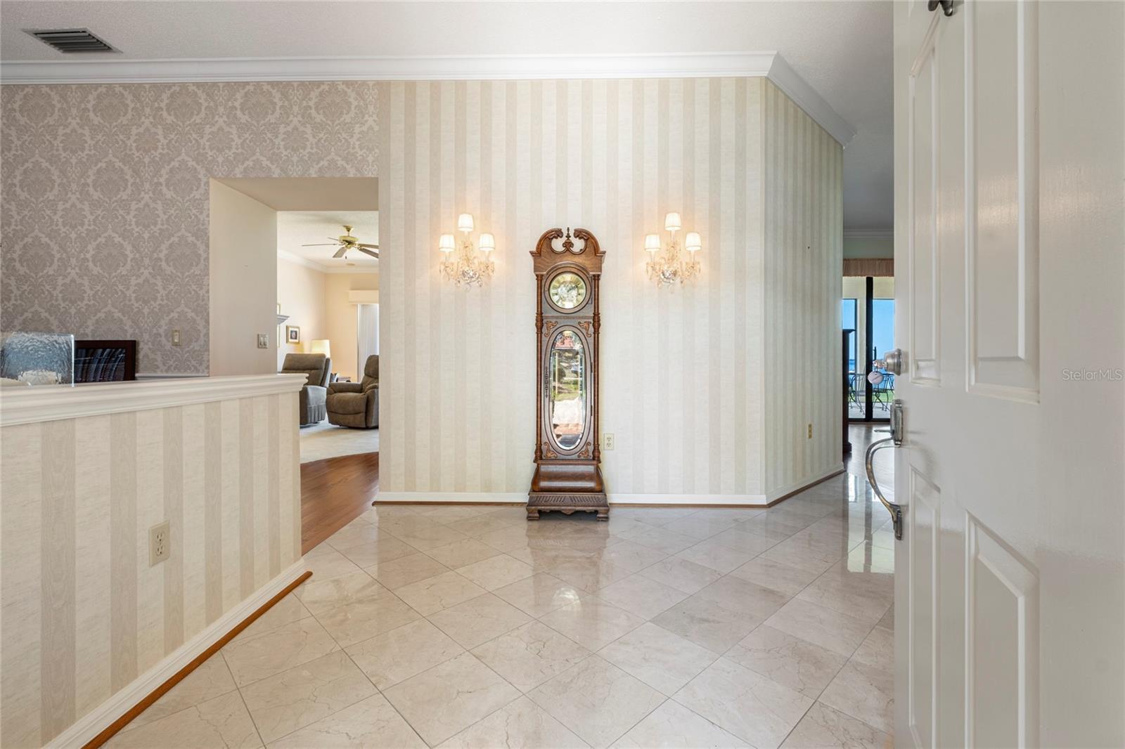 301 WATERWOOD DR, YALAHA, FL, 34797