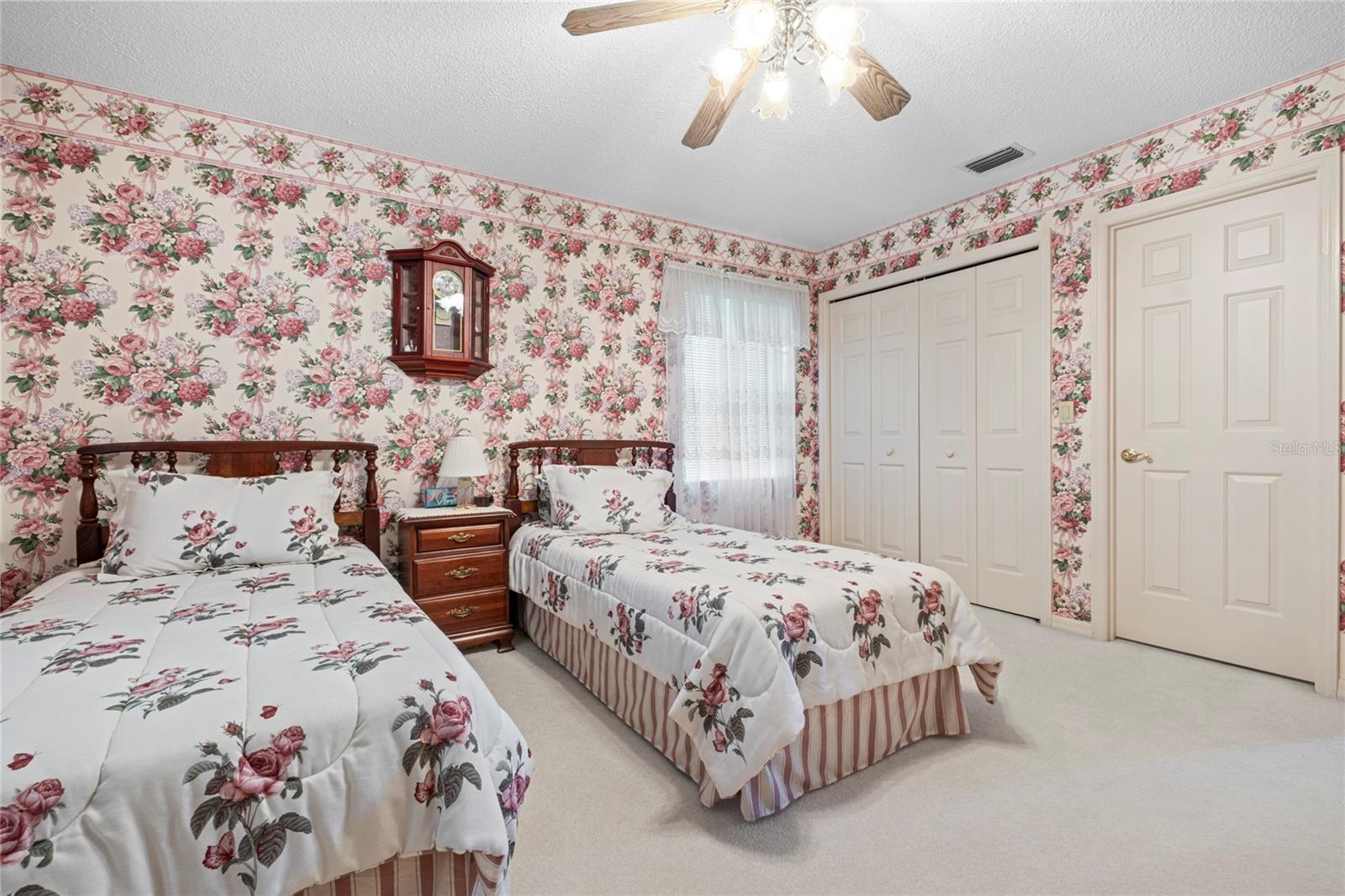 301 WATERWOOD DR, YALAHA, FL, 34797