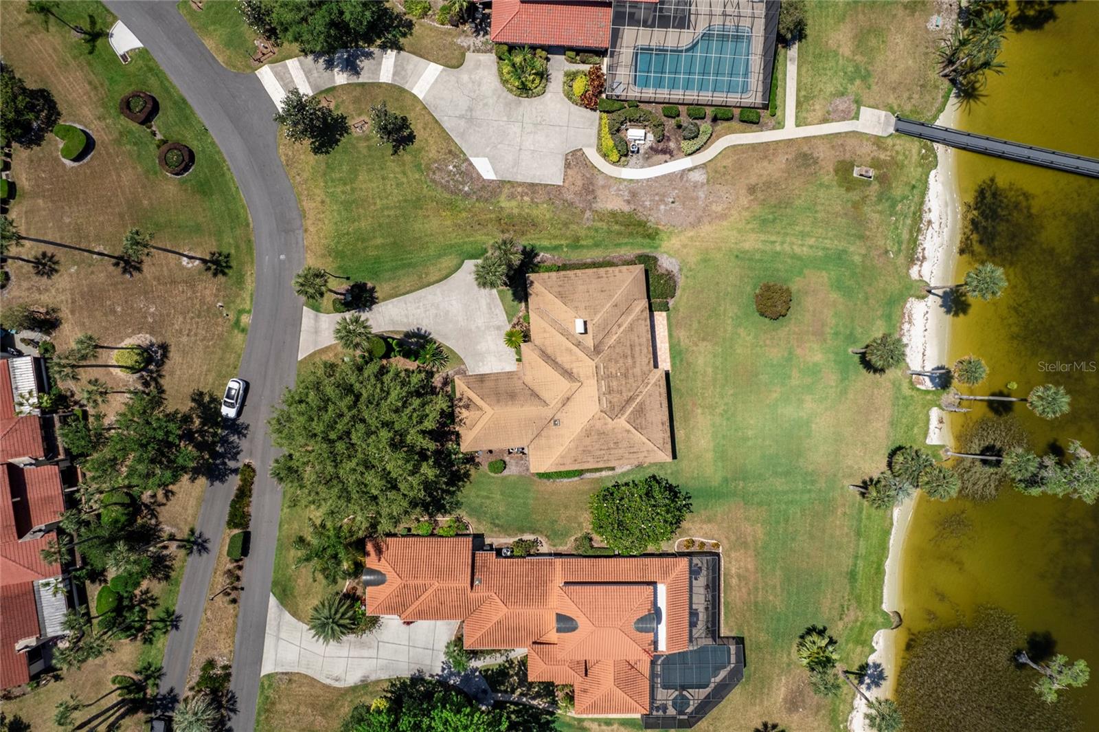 301 WATERWOOD DR, YALAHA, FL, 34797