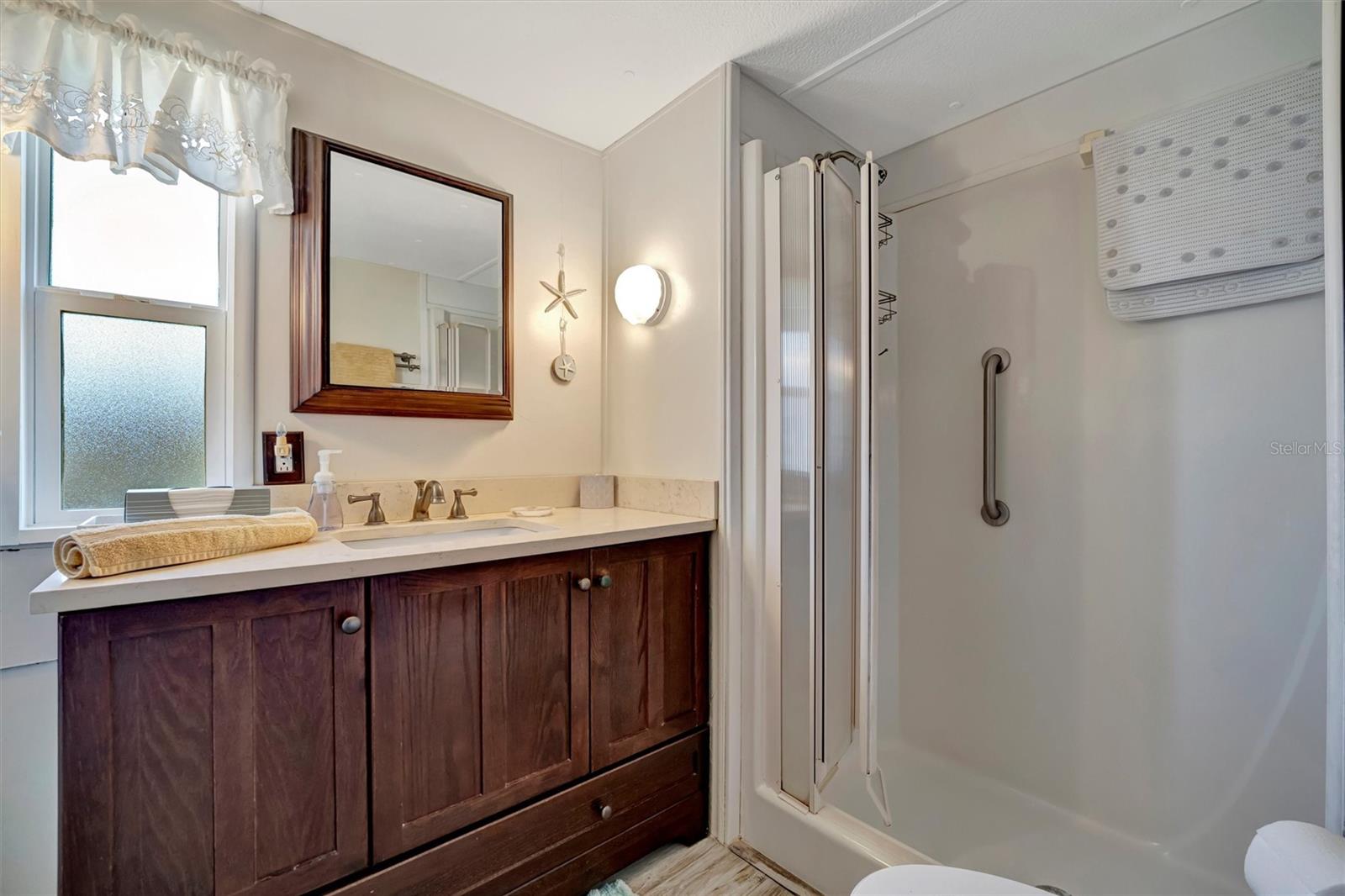 TB8375101 Property Photo