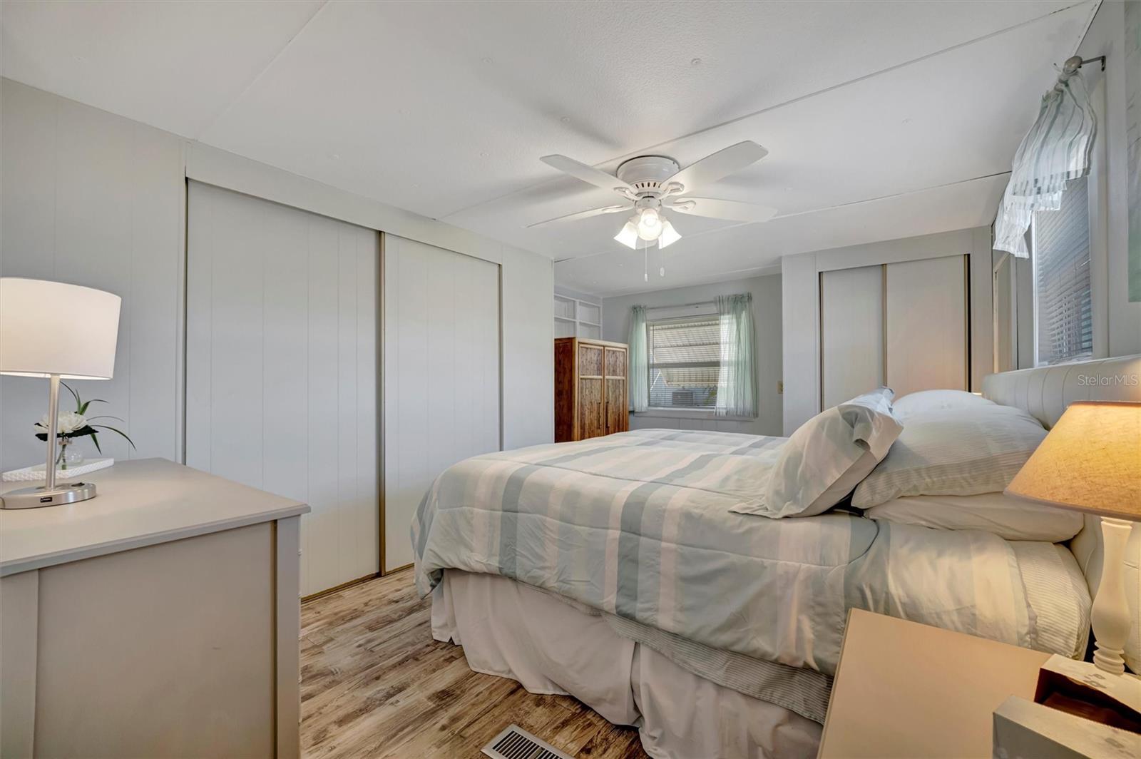 TB8375101 Property Photo