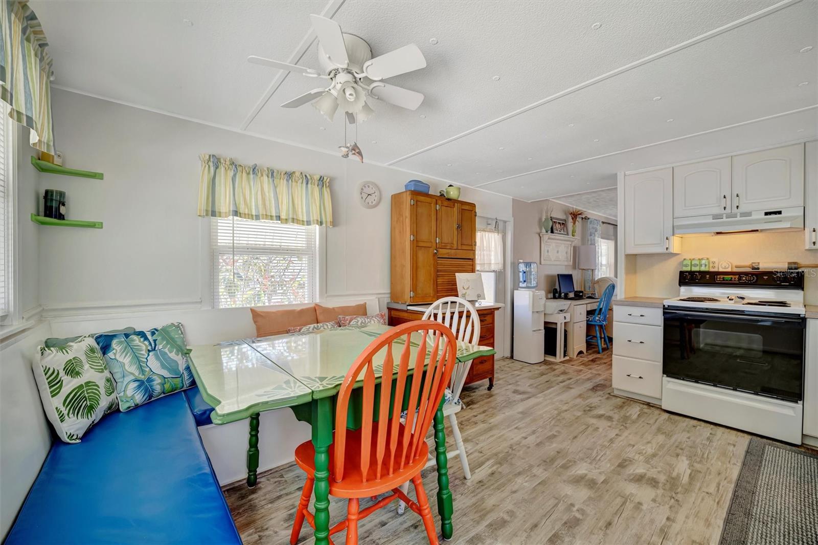 TB8375101 Property Photo