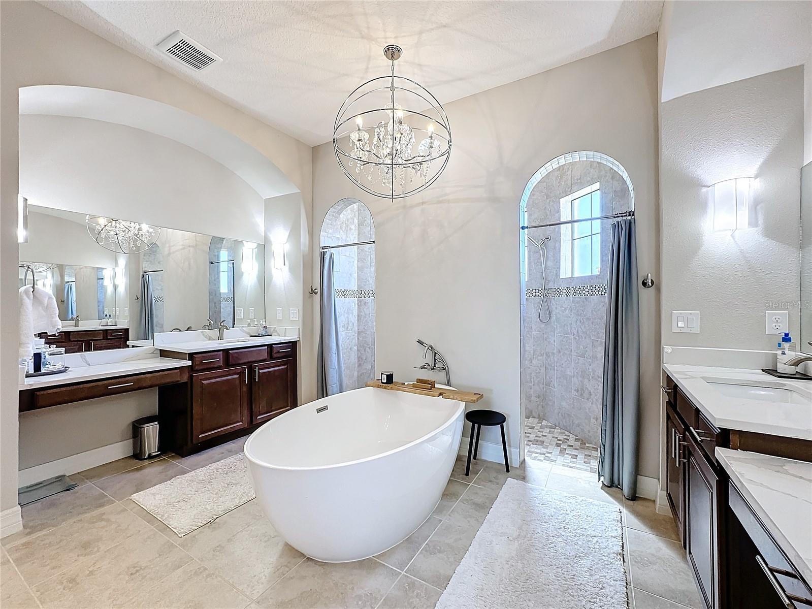 949 SYMPHONY ISLES BLVD, APOLLO BEACH, FL, 33572