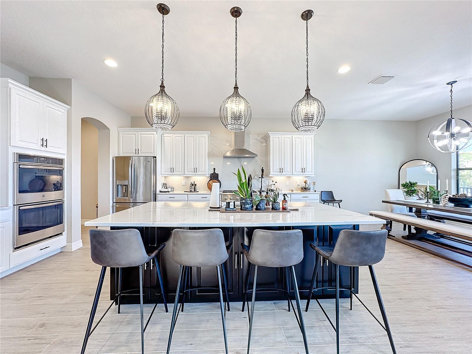 949 SYMPHONY ISLES BLVD, APOLLO BEACH, FL, 33572