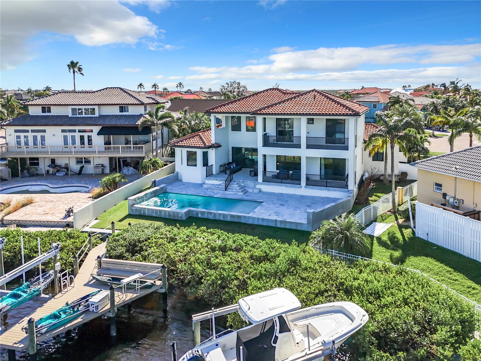 949 SYMPHONY ISLES BLVD, APOLLO BEACH, FL, 33572