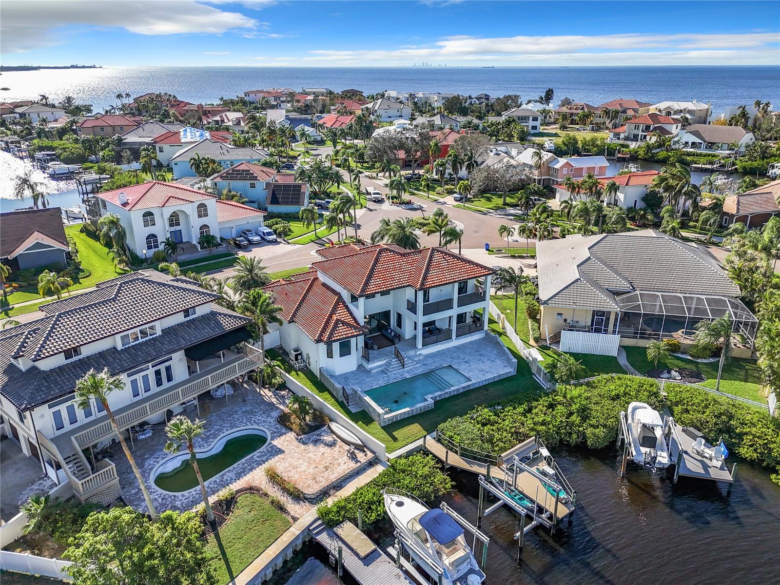 949 SYMPHONY ISLES BLVD, APOLLO BEACH, FL, 33572