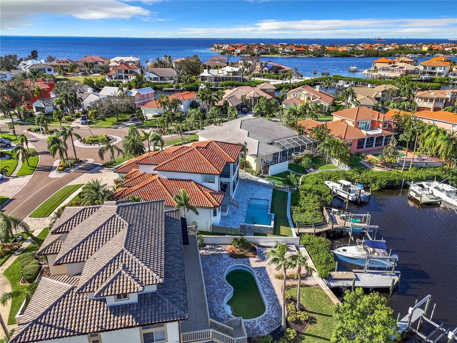 949 SYMPHONY ISLES BLVD, APOLLO BEACH, FL, 33572