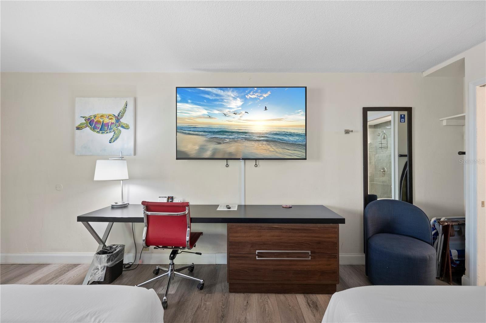 7150 N TAMIAMI TRL #S-600, SARASOTA, FL, 34243