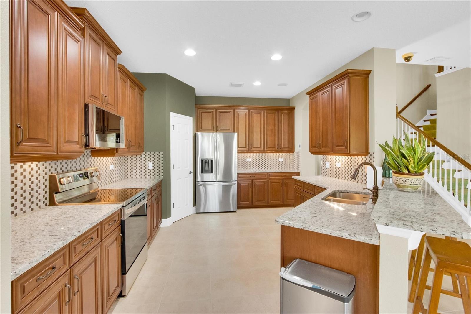 17117 CYPRESS PRESERVE PKWY, ORLANDO, FL, 32820