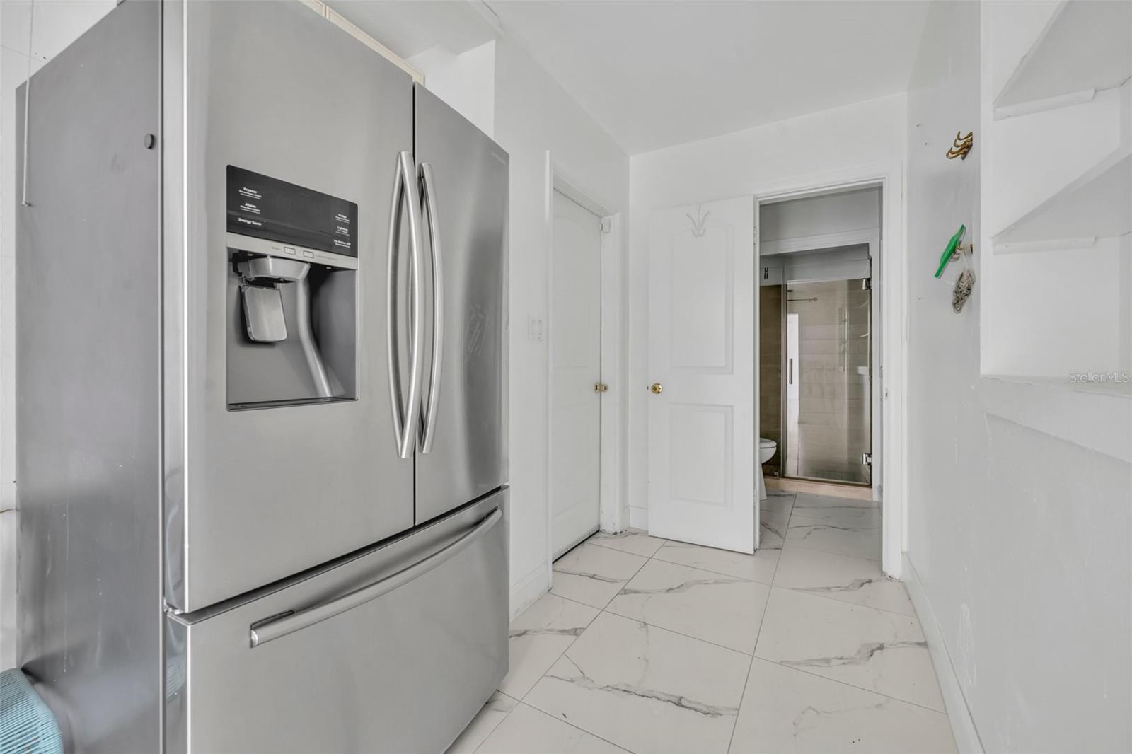 7420 LAKE WILLIS DR, ORLANDO, FL, 32821