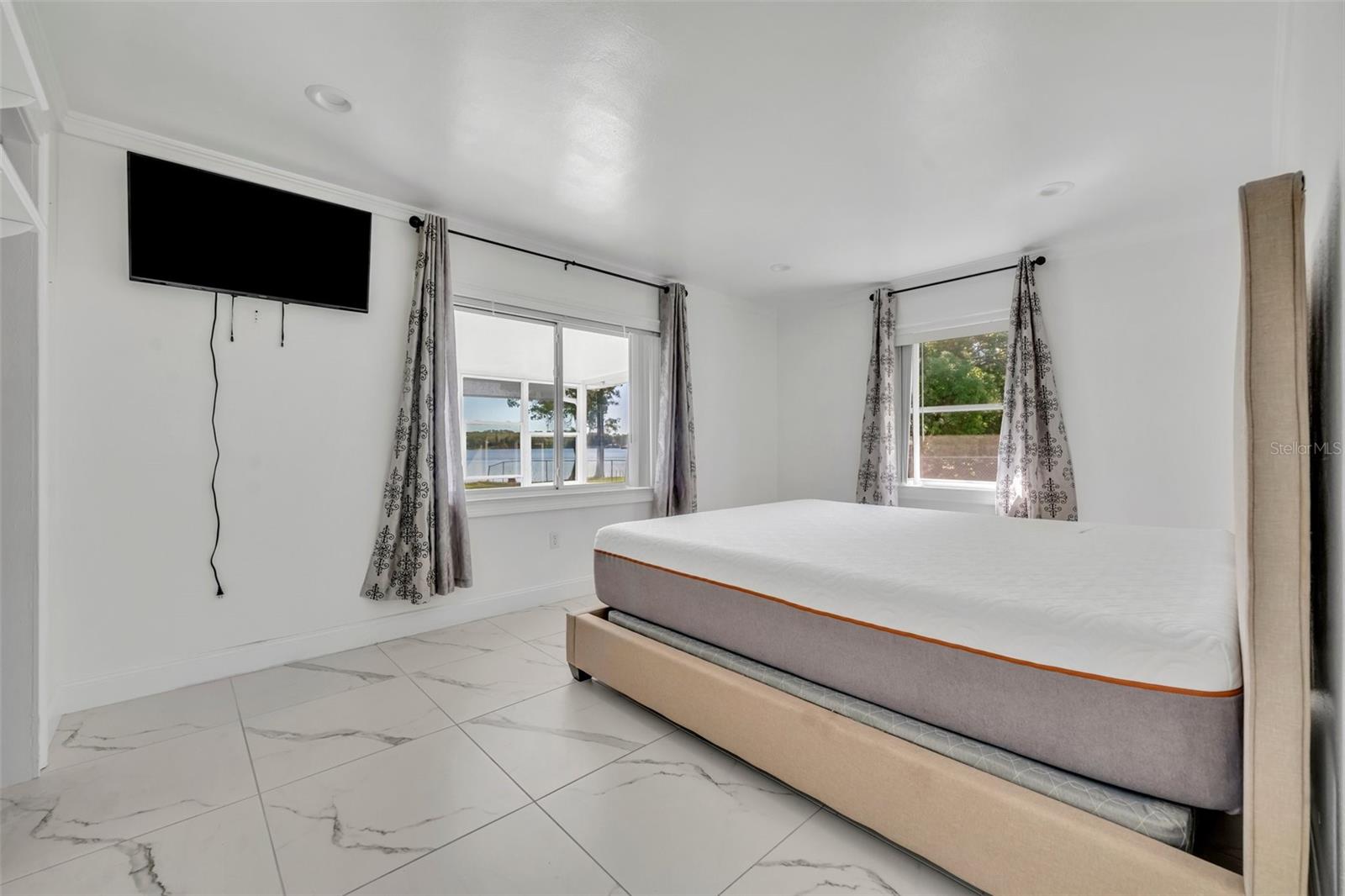 7420 LAKE WILLIS DR, ORLANDO, FL, 32821