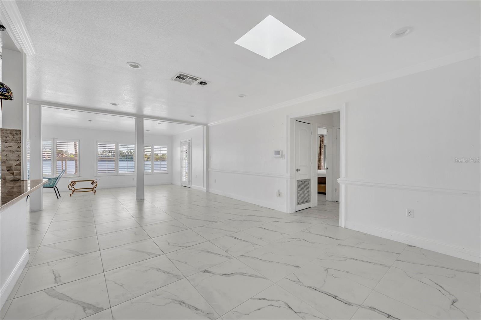 7420 LAKE WILLIS DR, ORLANDO, FL, 32821