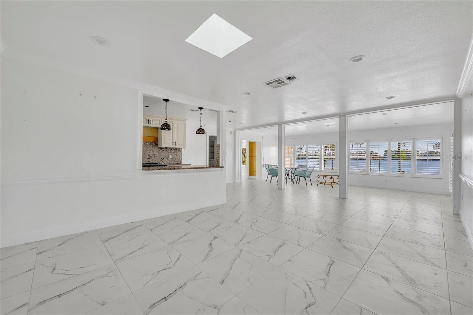 7420 LAKE WILLIS DR, ORLANDO, FL, 32821