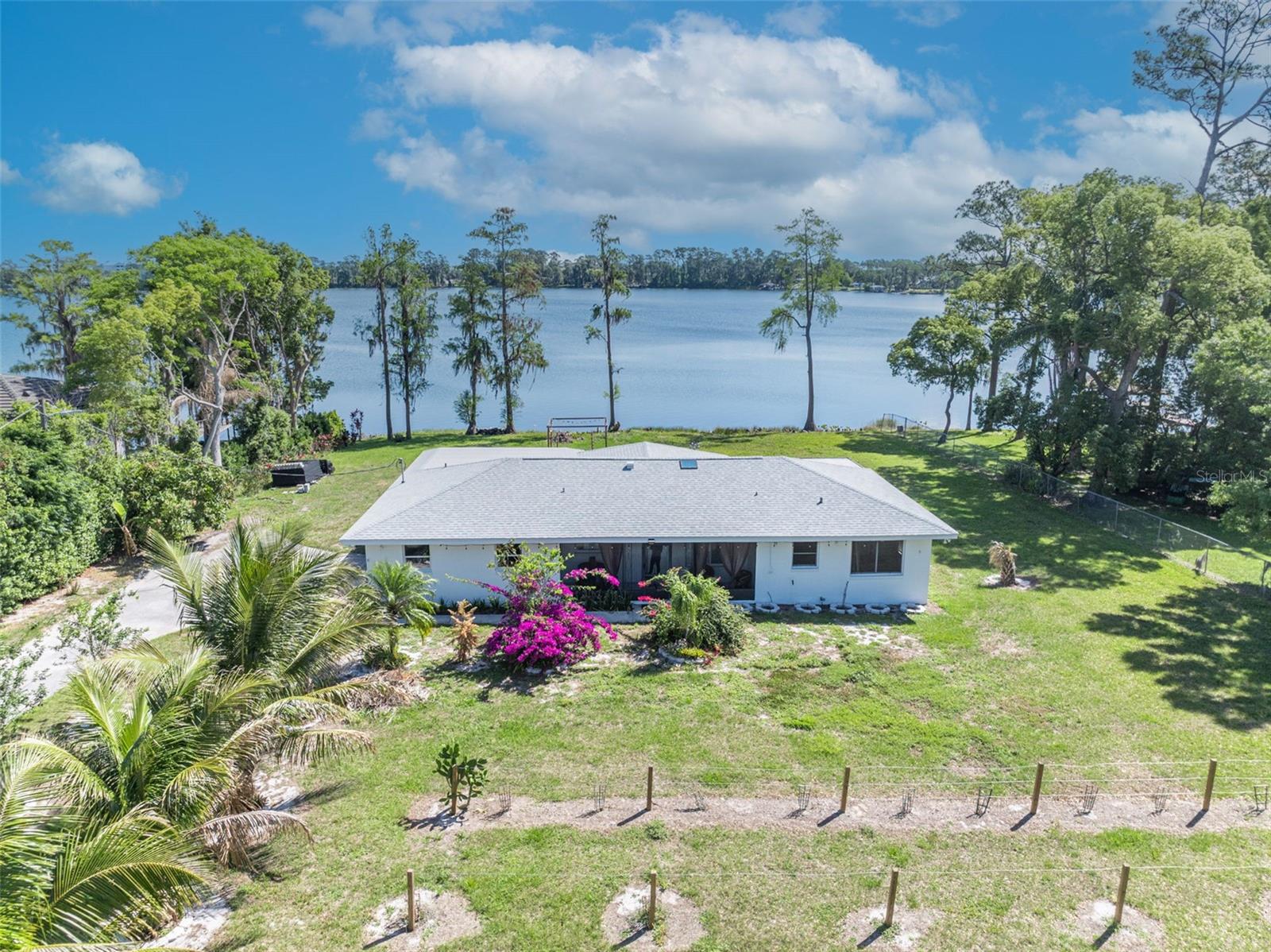 7420 LAKE WILLIS DR, ORLANDO, FL, 32821