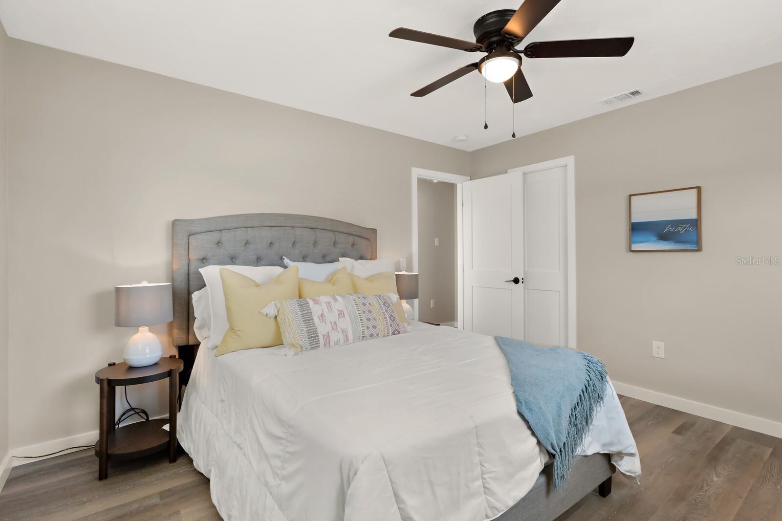 420 63RD ST #B East, HOLMES BEACH, FL, 34217