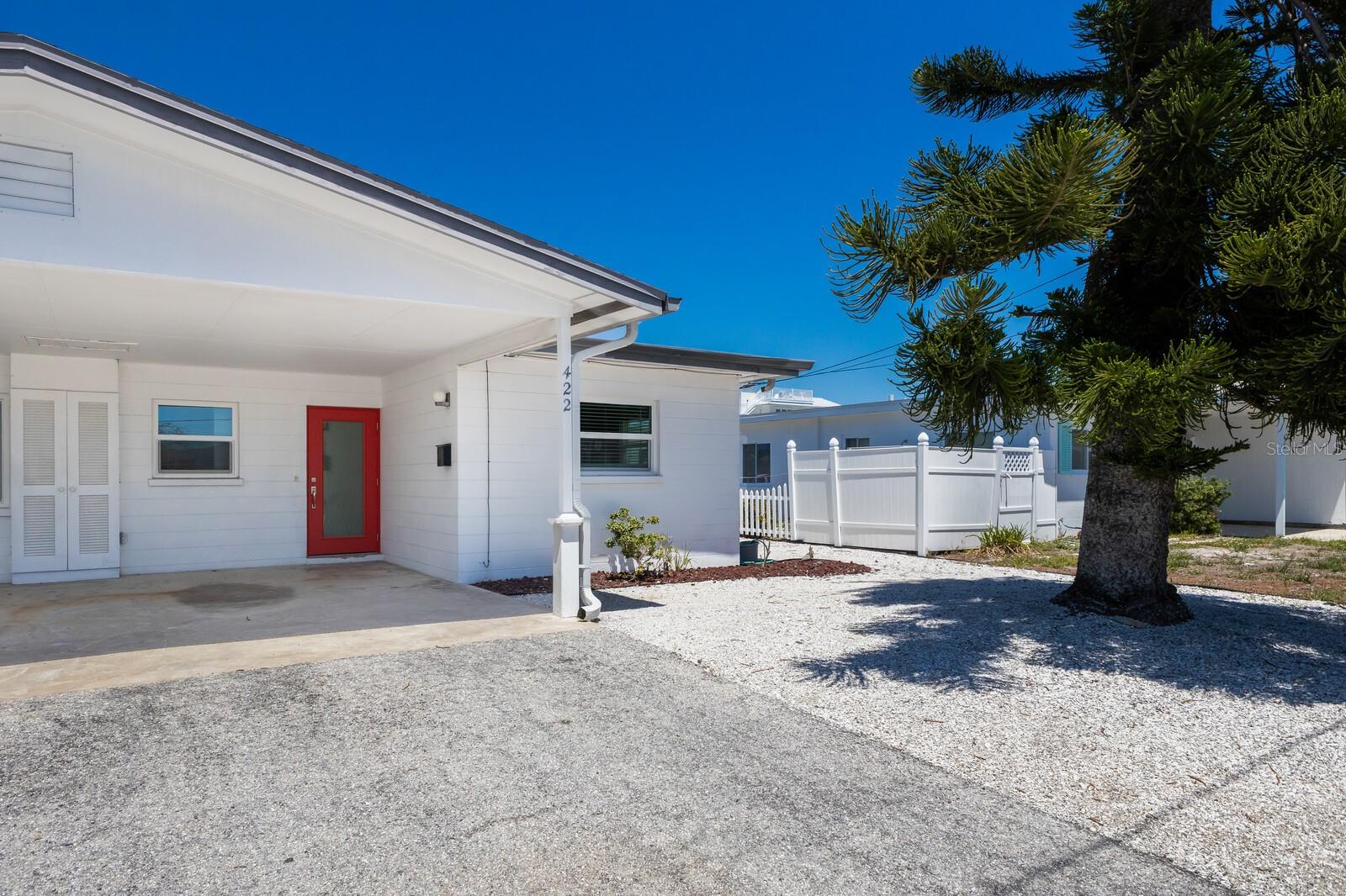 420 63RD ST #B East, HOLMES BEACH, FL, 34217