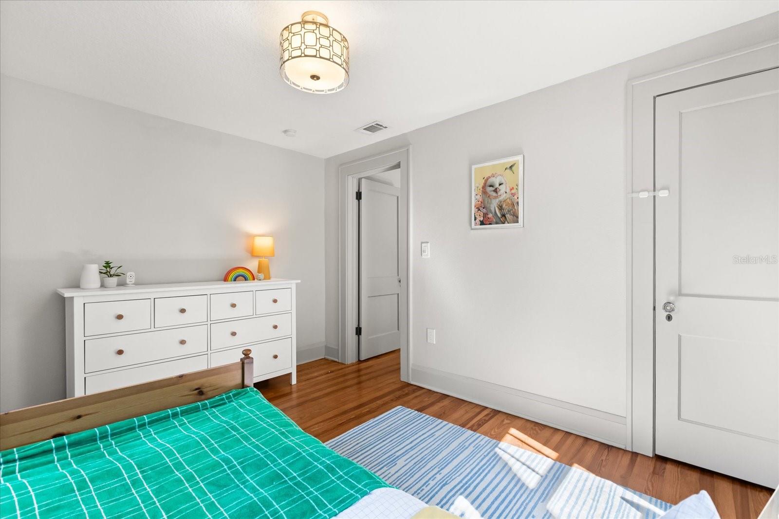 210 E KALEY ST, ORLANDO, FL, 32806