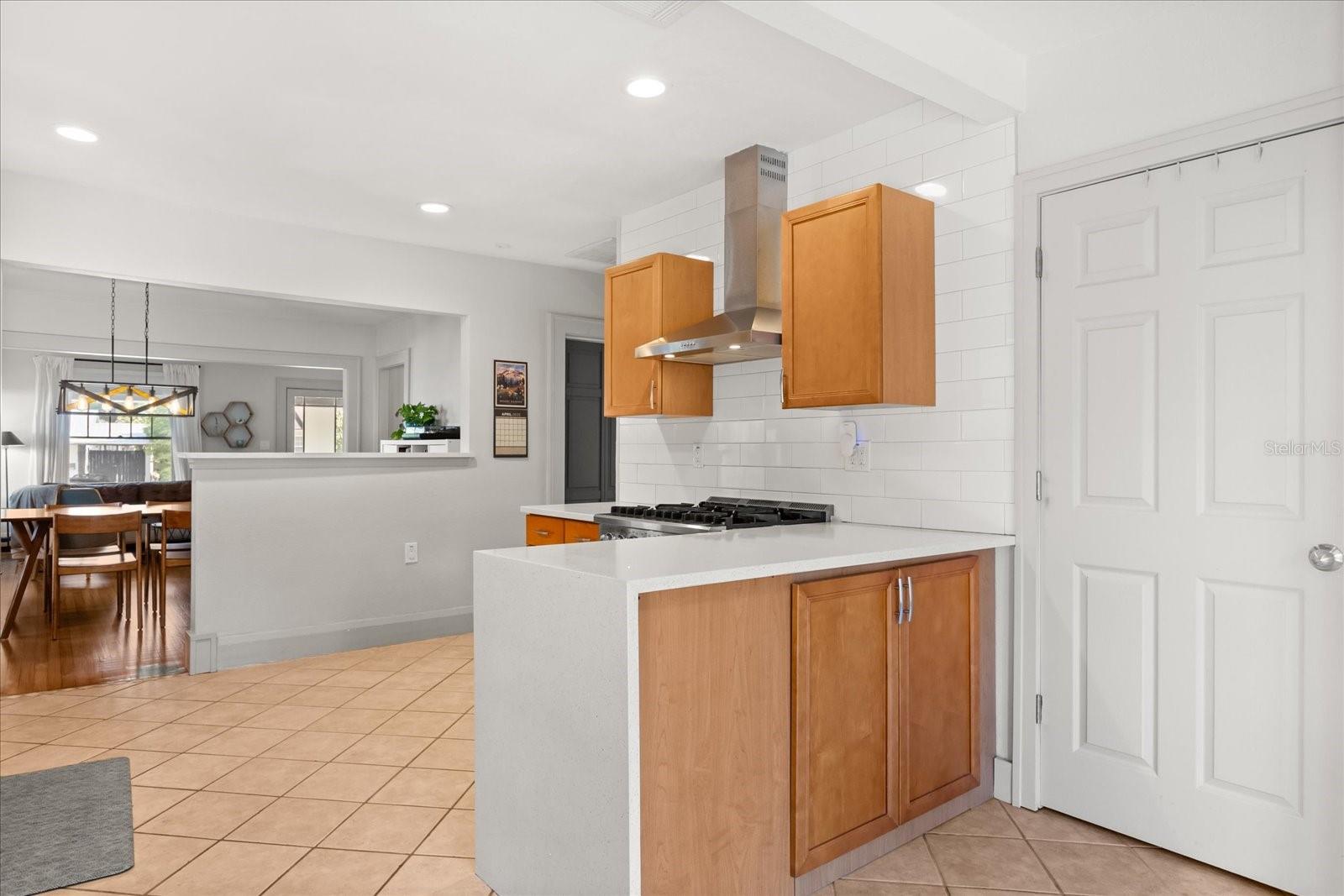 210 E KALEY ST, ORLANDO, FL, 32806