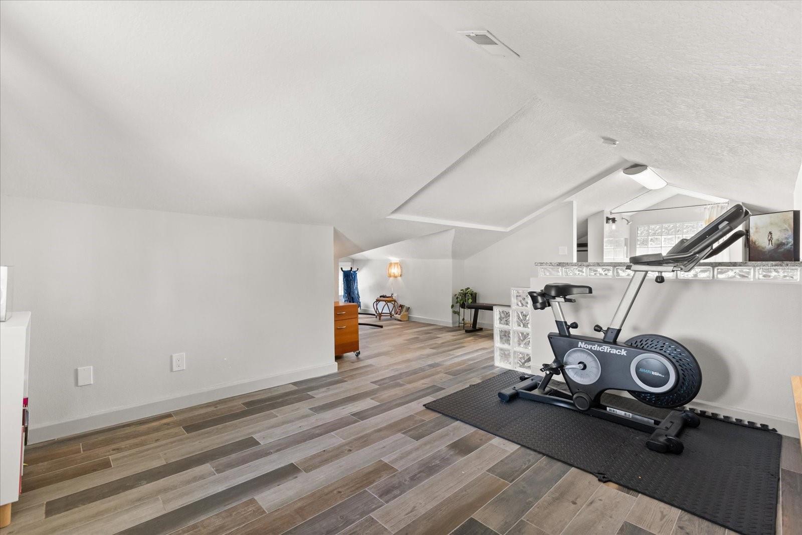 210 E KALEY ST, ORLANDO, FL, 32806