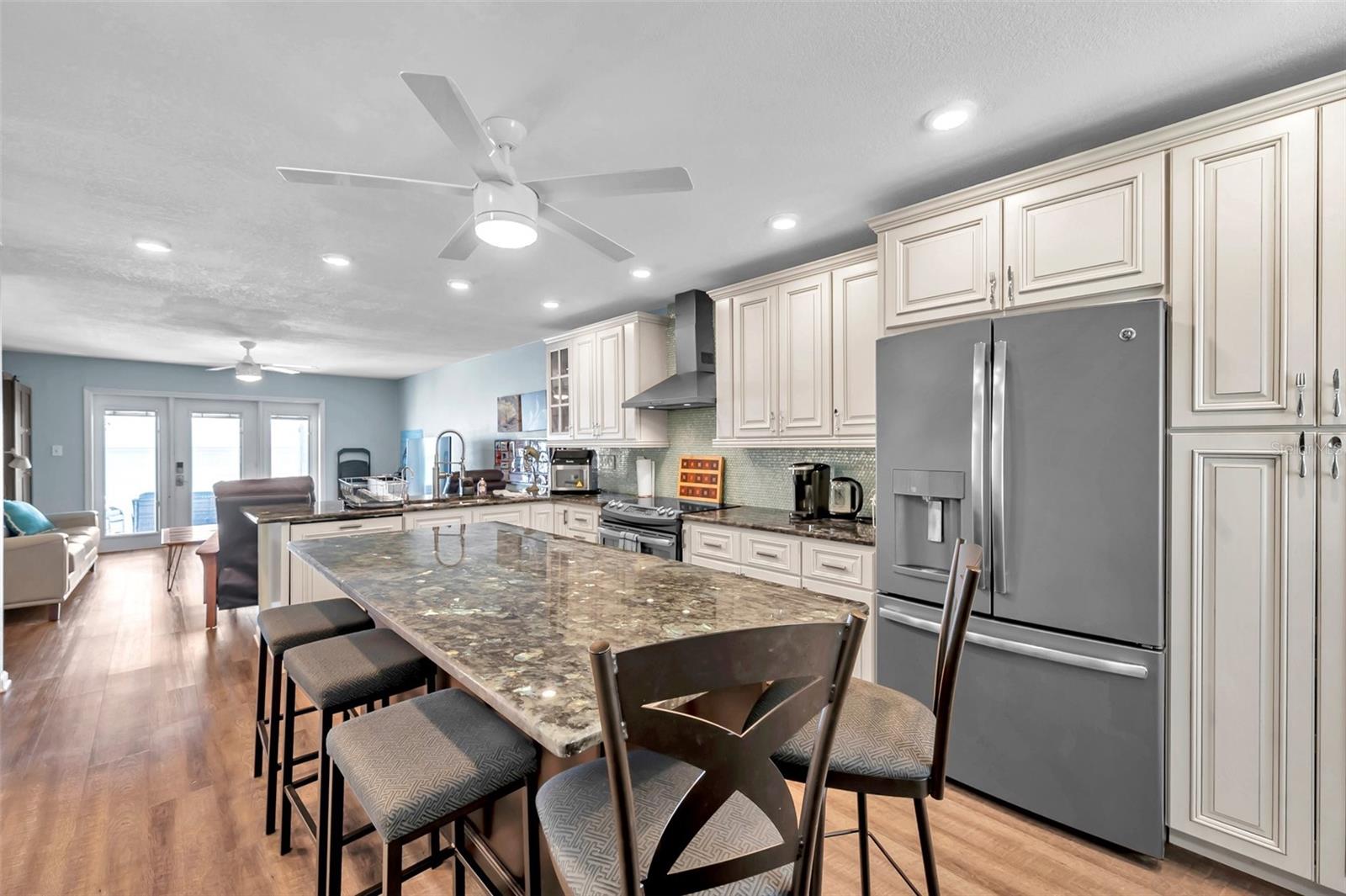 4768 COQUINA KEY DR SE, ST PETERSBURG, FL, 33705