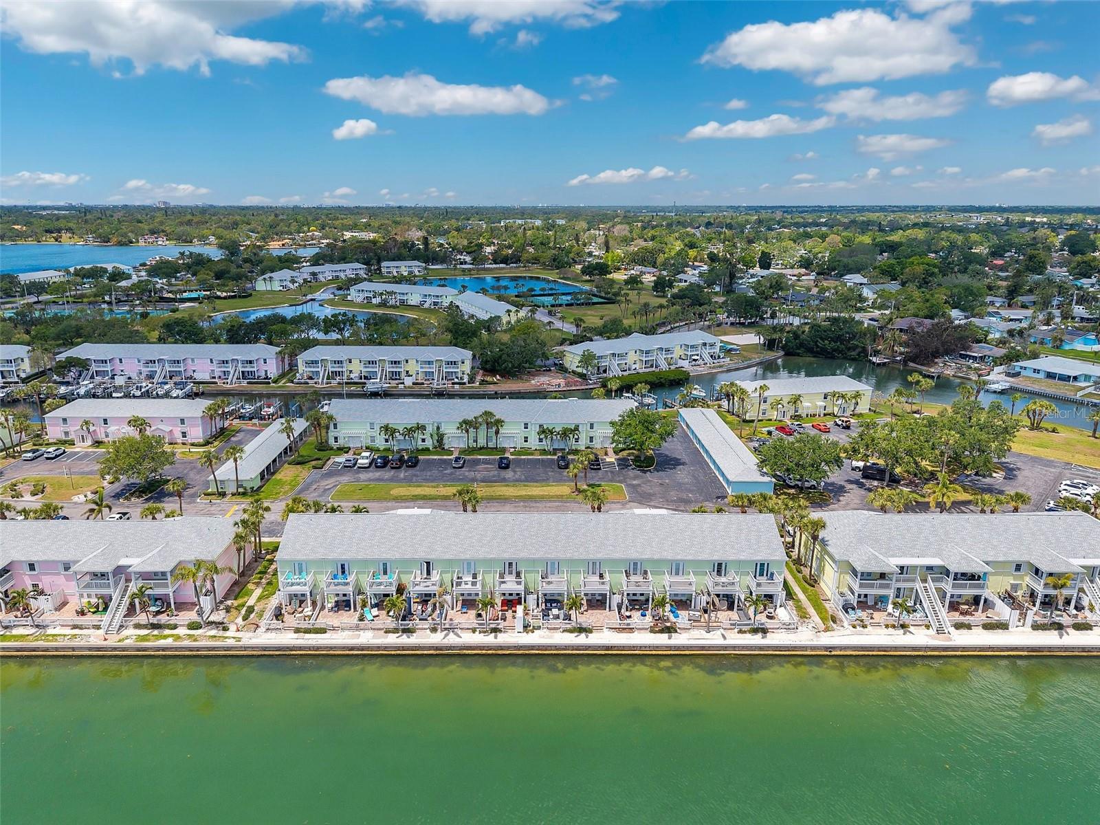 4768 COQUINA KEY DR SE, ST PETERSBURG, FL, 33705