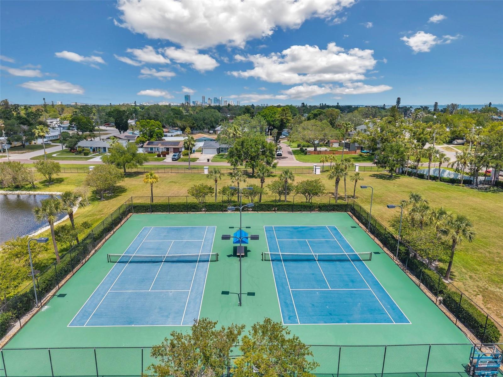 4768 COQUINA KEY DR SE, ST PETERSBURG, FL, 33705