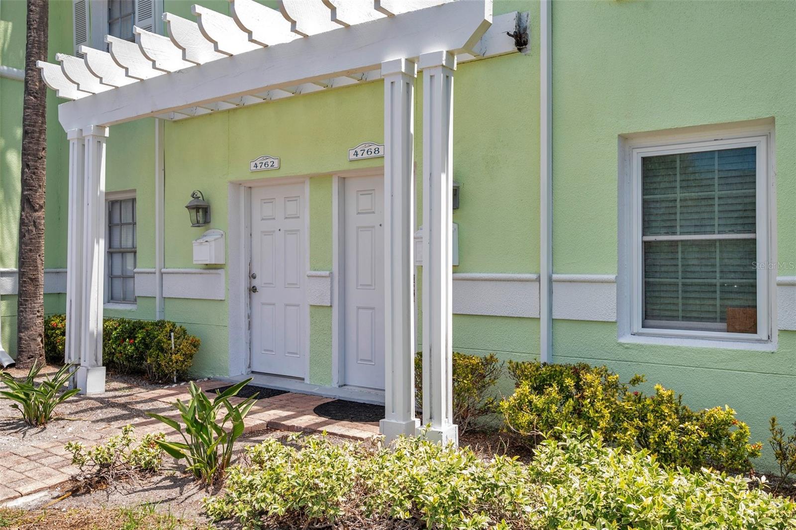 4768 COQUINA KEY DR SE, ST PETERSBURG, FL, 33705