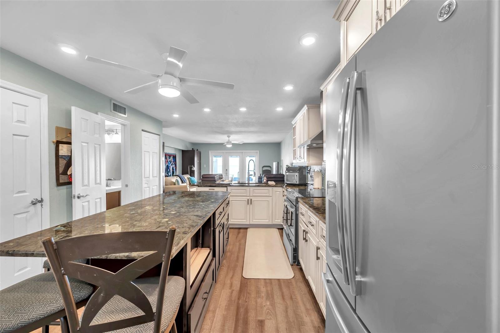 4768 COQUINA KEY DR SE, ST PETERSBURG, FL, 33705