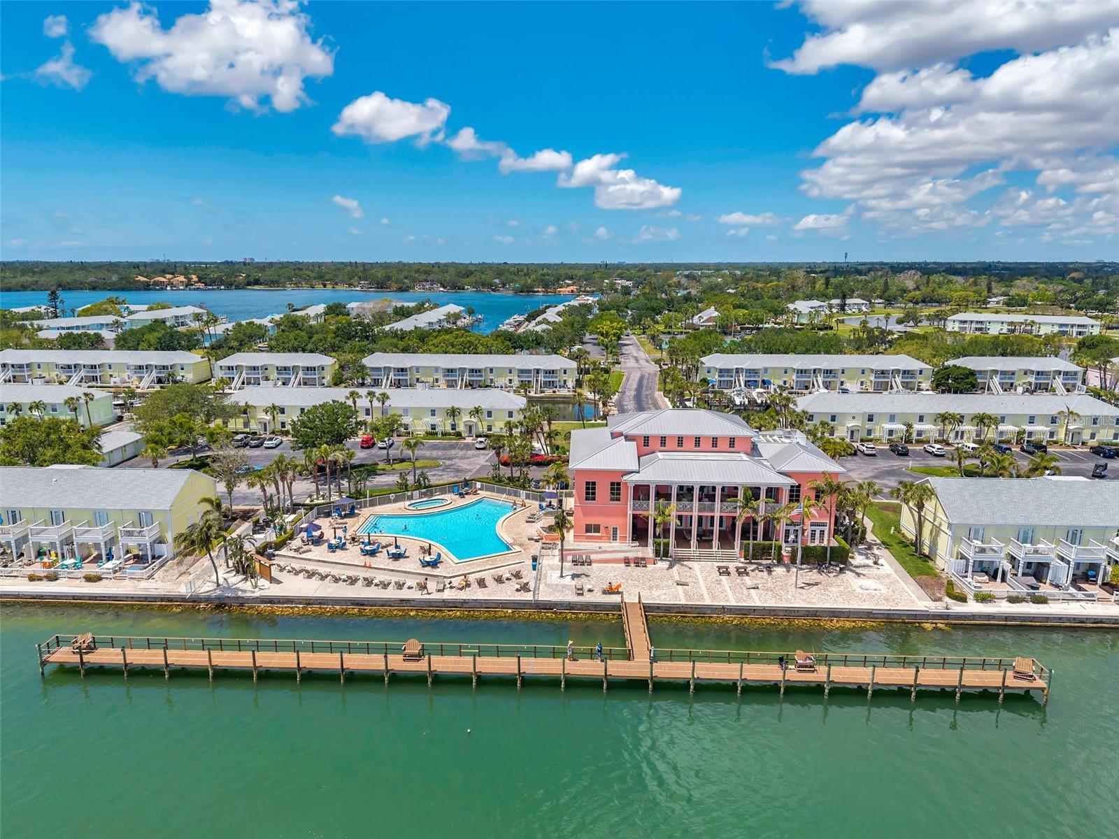 4768 COQUINA KEY DR SE, ST PETERSBURG, FL, 33705