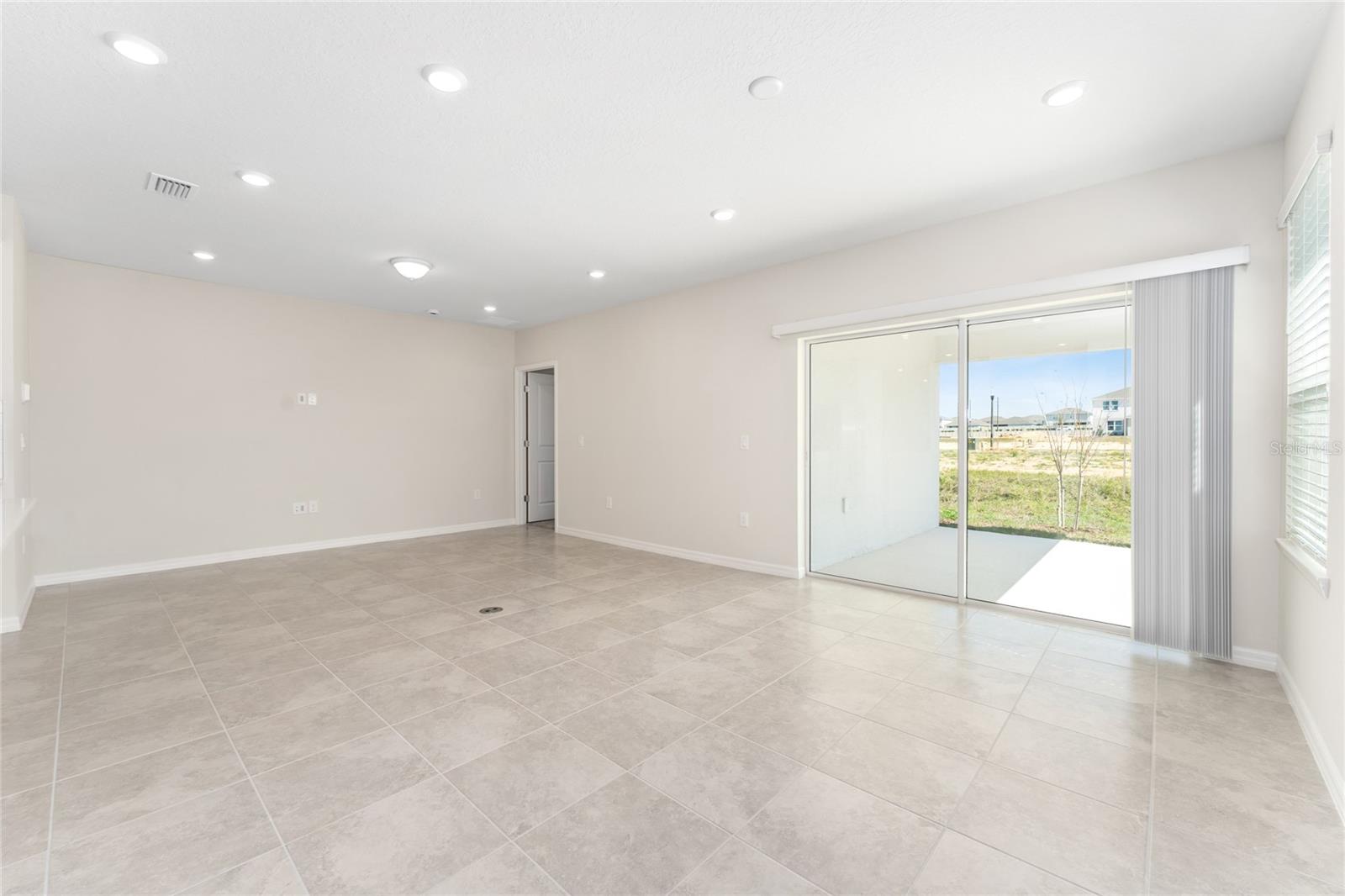 3633 CAMBRIDGE BROOK DR, DAVENPORT, FL, 33837