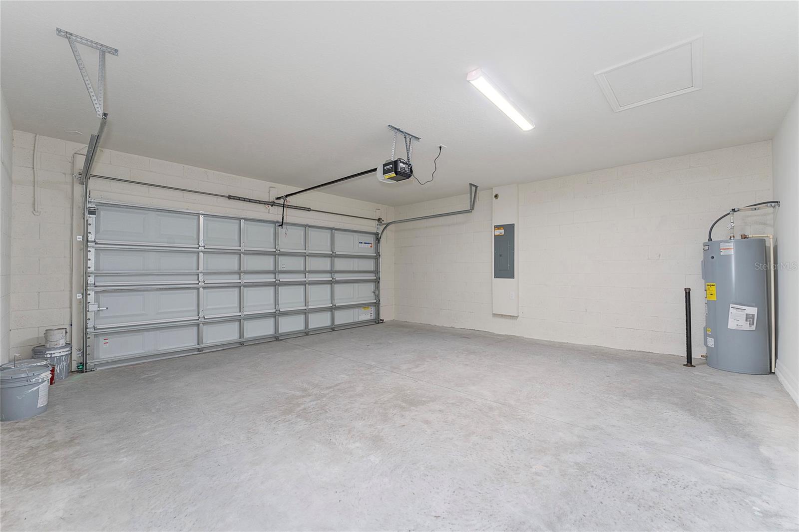 3633 CAMBRIDGE BROOK DR, DAVENPORT, FL, 33837