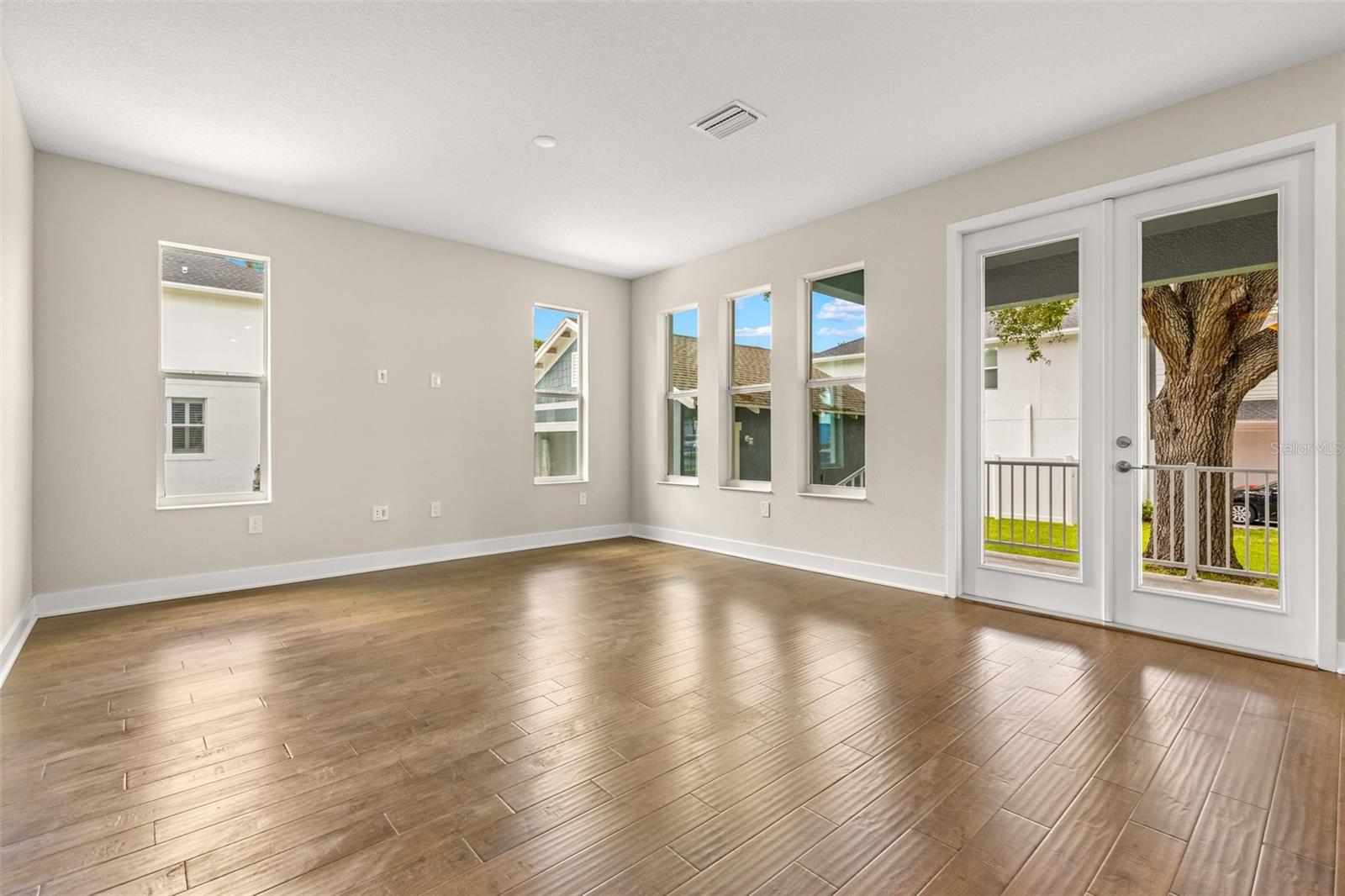 4210 N CENTRAL AVE N, TAMPA, FL, 33603