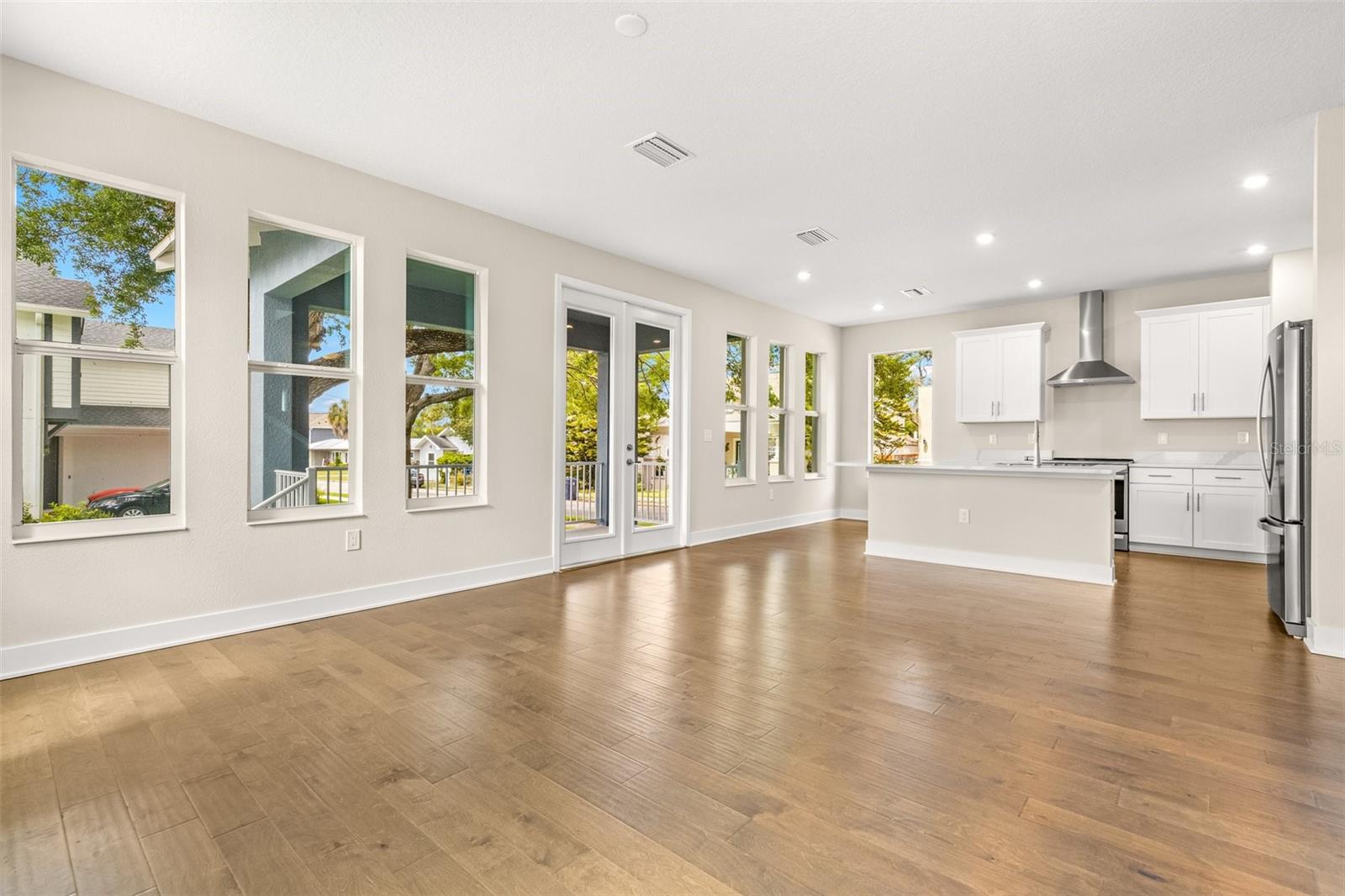 4210 N CENTRAL AVE N, TAMPA, FL, 33603