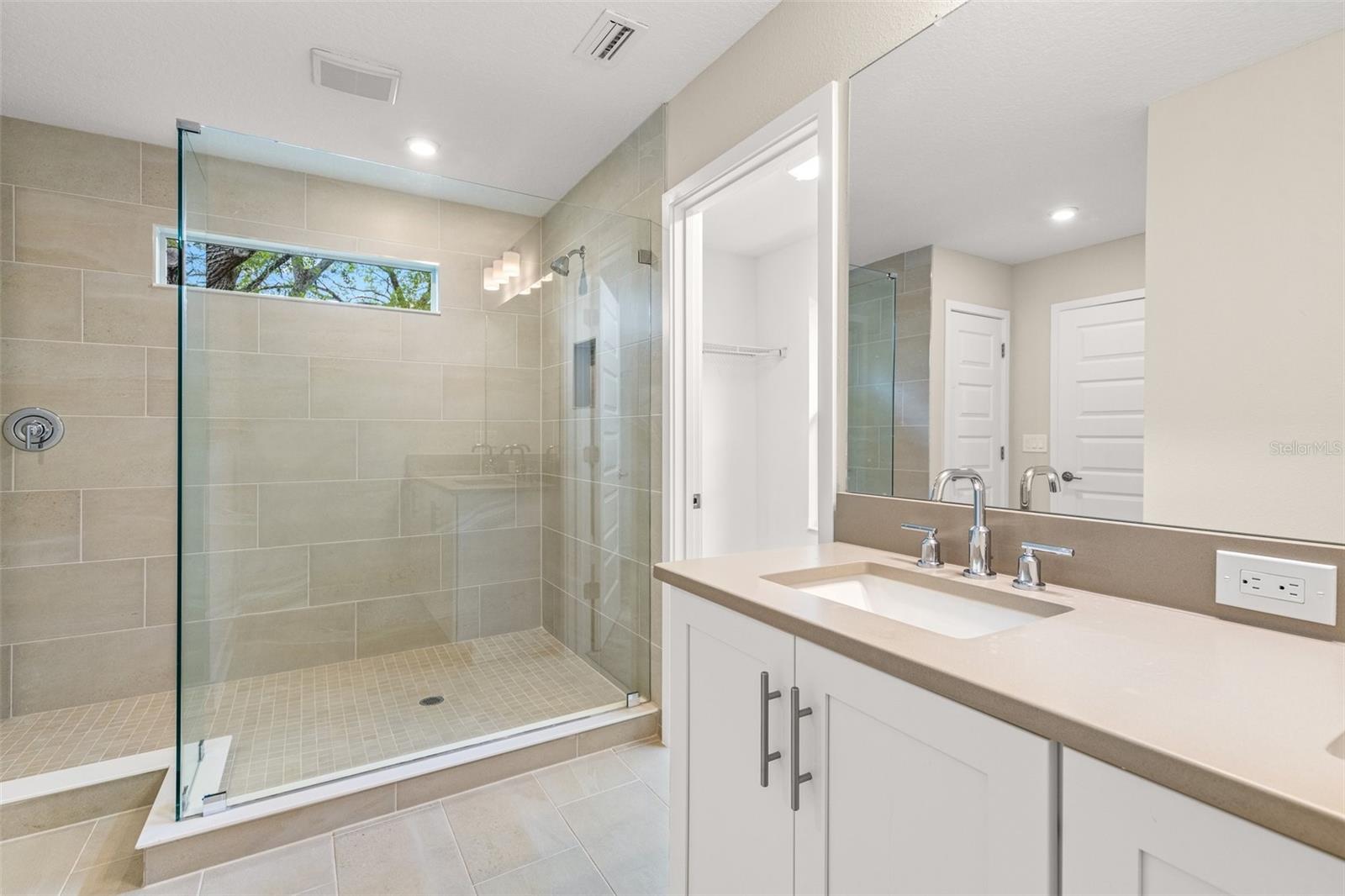 4210 N CENTRAL AVE N, TAMPA, FL, 33603